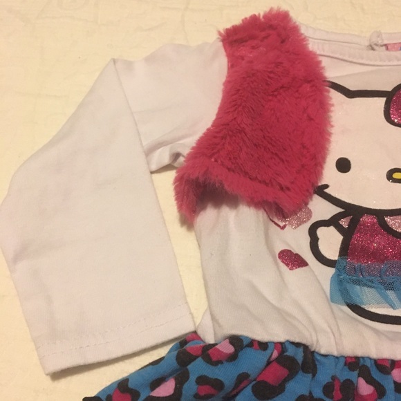 12m (4/$20) 2-Pc Hello Kitty Outfit - Picture 8 of 14